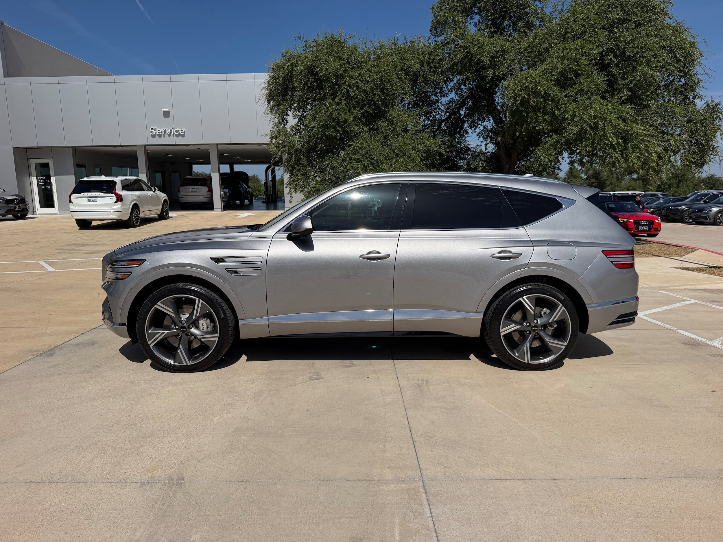 Used 2025 Genesis GV80 2.5T Prestige AWD/4WD image 3