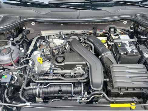 New 2026 Volkswagen Taos S FWD image 16