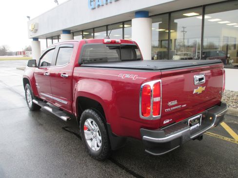 Used 2020 Chevrolet Colorado LT w/ LT Convenience Package image 3
