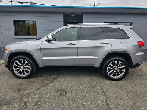 Used 2015 Jeep Grand Cherokee Limited AWD/4WD image 2