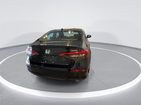 Used 2023 Honda Civic Sport image 6