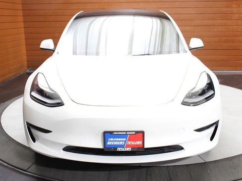 Used 2021 Tesla Model 3 Standard Range Plus RWD image 2