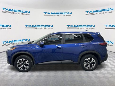 Used 2023 Nissan Rogue SV w/ SV Premium B Package image 2