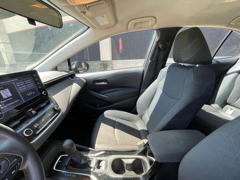 Used 2020 Toyota Corolla LE image 42