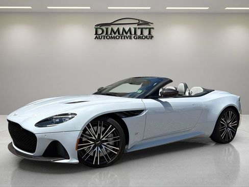 Used 2023 Aston Martin DBS Superleggera Volante RWD image 9