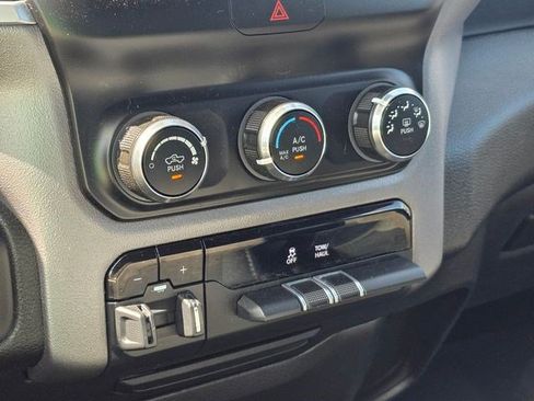 Certified 2022 RAM 1500 Big Horn AWD/4WD image 31