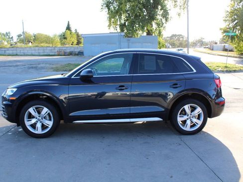 Used 2018 Audi Q5 2.0T Premium Plus w/ Premium Plus Package AWD/4WD image 4