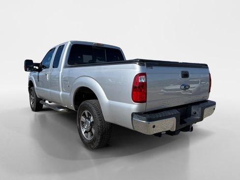 Used 2016 Ford F250 Lariat AWD/4WD image 4