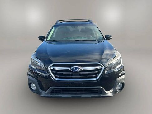 Used 2018 Subaru Outback 2.5i Premium AWD/4WD image 2