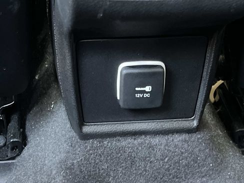 Certified 2023 Jeep Compass Limited AWD/4WD image 16