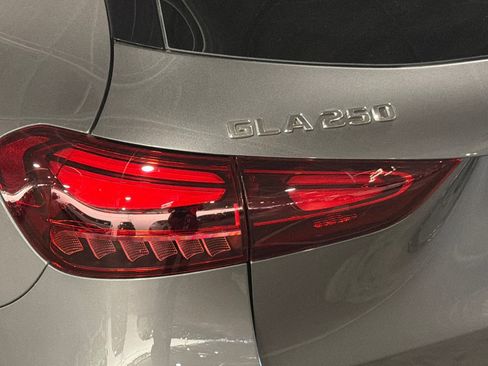 New 2026 Mercedes-Benz GLA 250 4MATIC image 26