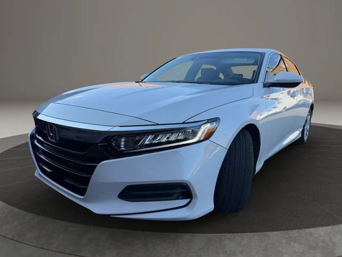 Used 2019 Honda Accord LX image 4