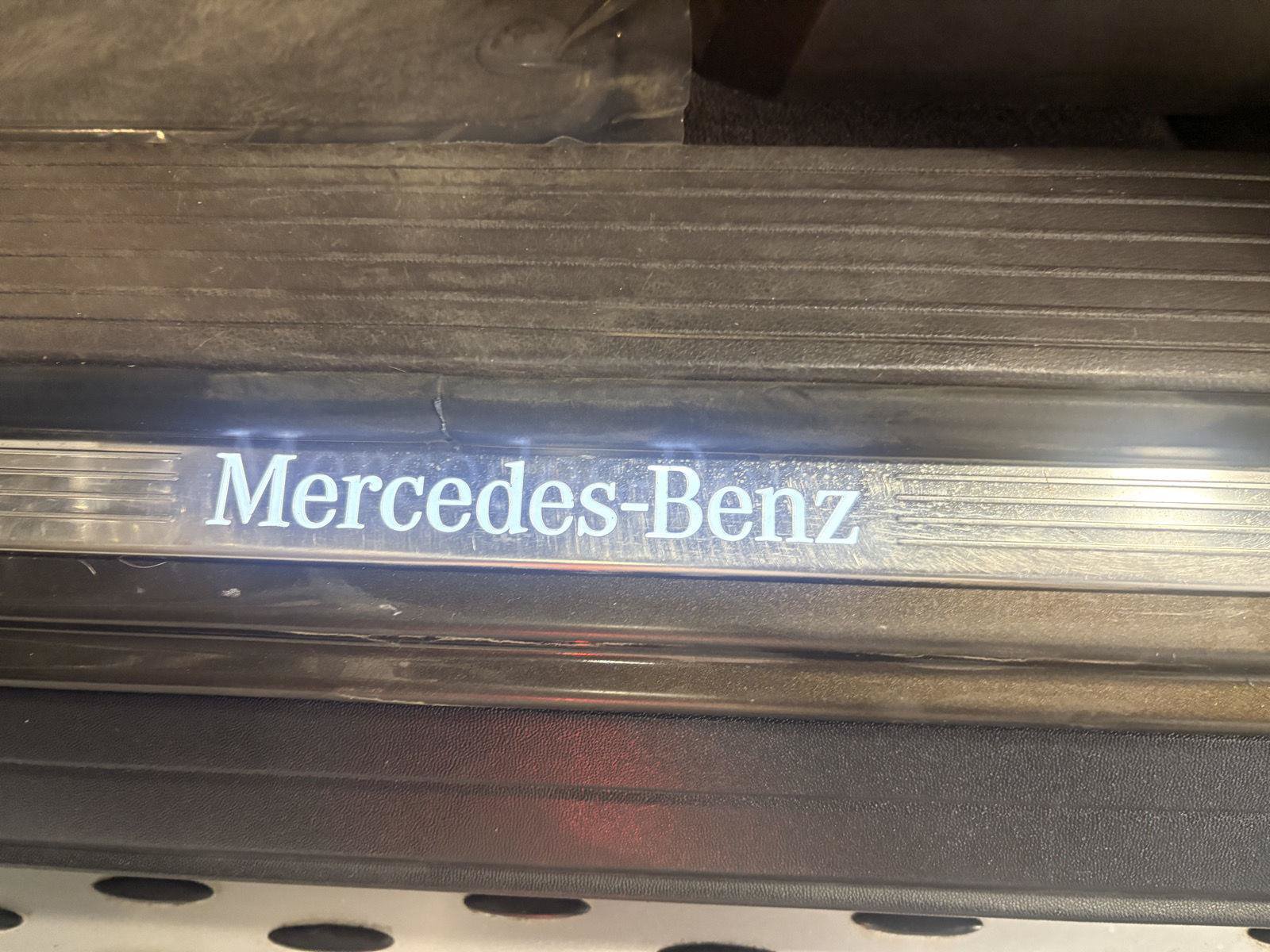 Used 2017 Mercedes-Benz GLS 450 4MATIC image 13