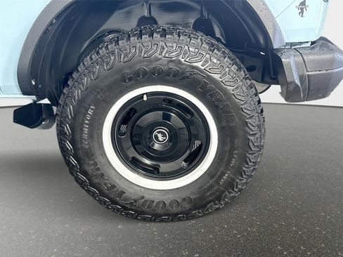 Used 2024 Ford Bronco Heritage Edition AWD/4WD image 27