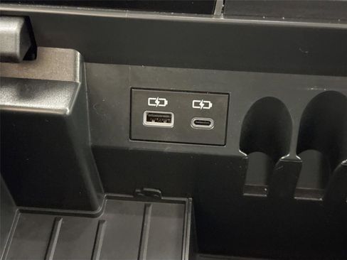 Used 2023 Toyota Tundra SR5 w/ SR5 Convenience Package image 35