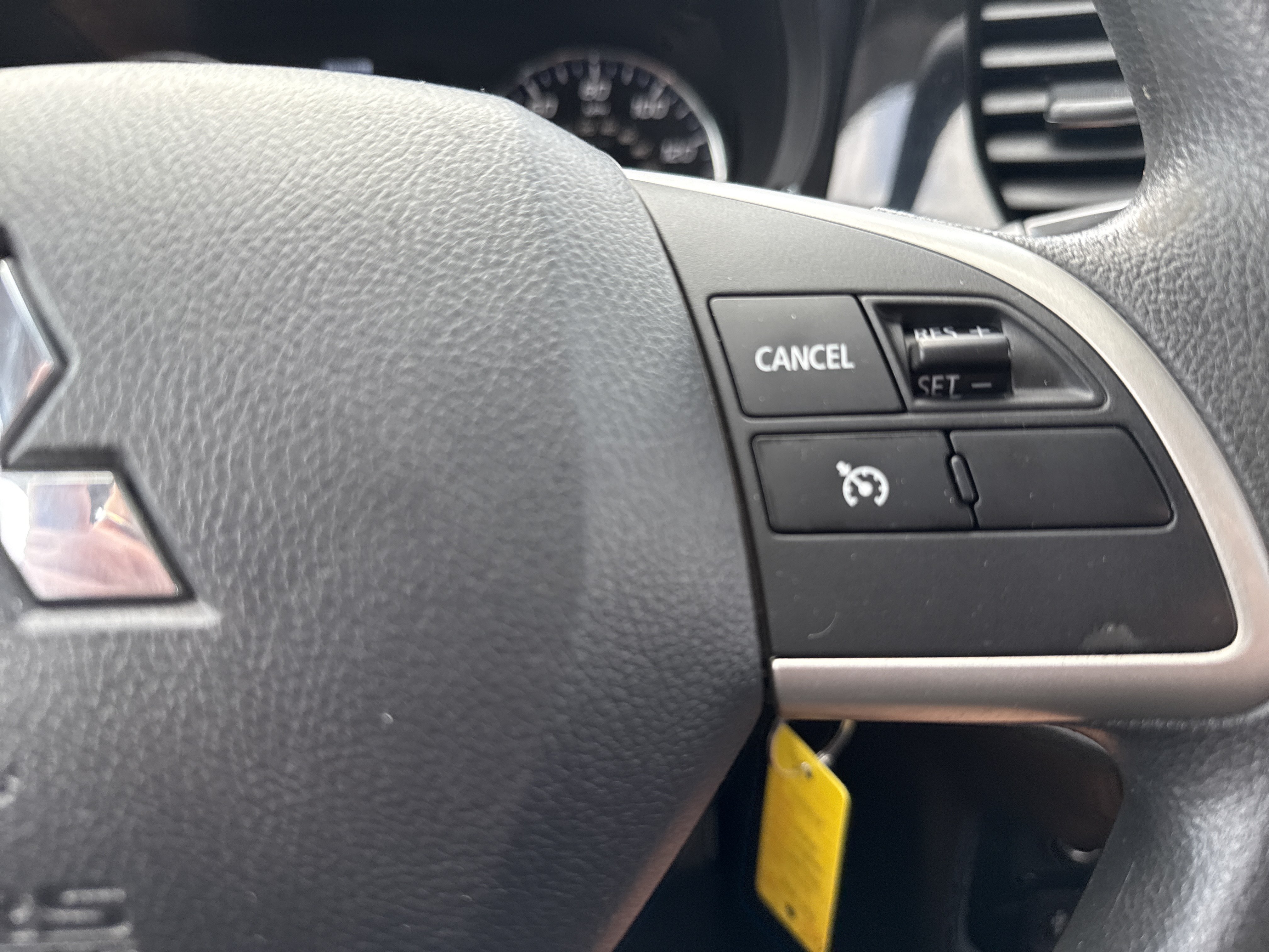 Used 2020 Mitsubishi Outlander ES AWD/4WD image 20