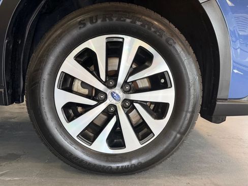 Used 2021 Subaru Outback Premium image 27