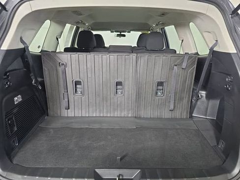 Certified 2022 Subaru Ascent 8-Passenger image 20