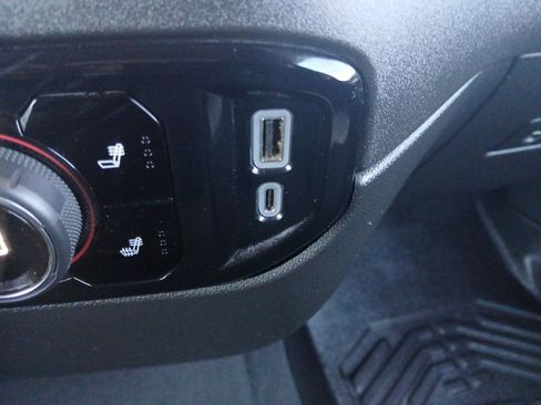 Used 2025 Chevrolet Silverado 2500 LT w/ Trail Boss Package image 5