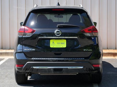 Used 2018 Nissan Rogue SV w/ Premium Package AWD/4WD image 46
