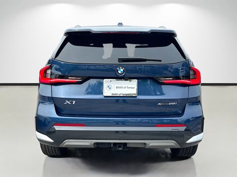 Used 2025 BMW X1 xDrive28i w/ Technology Package AWD/4WD image 4