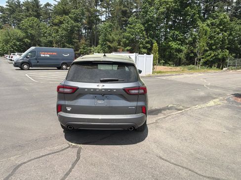 Used 2024 Ford Escape ST-Line w/ Tech Pack #1 AWD/4WD image 6