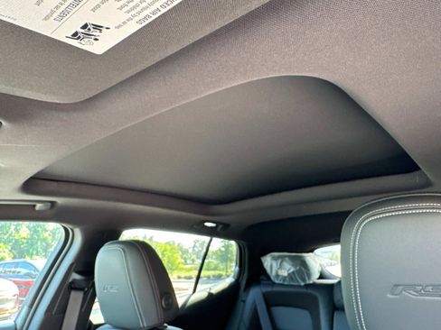 New 2025 Chevrolet Equinox EV RS image 22