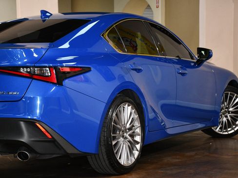 Used 2023 Lexus IS 300 w/ Premium Package RWD image 56