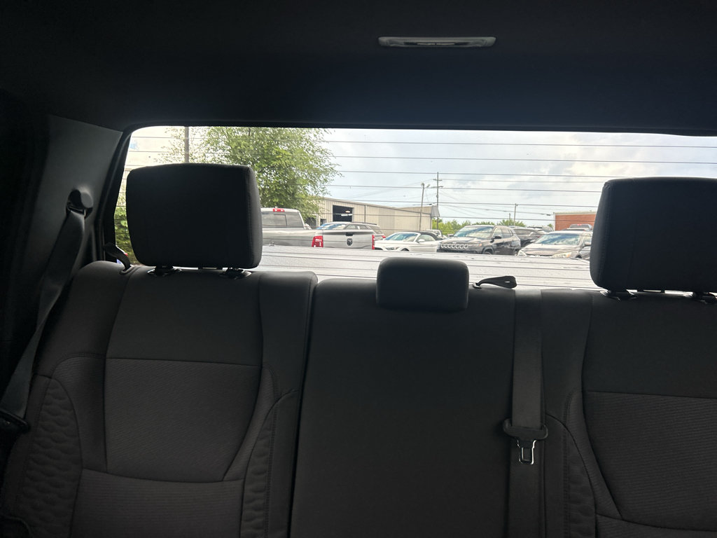 Used 2025 Toyota Tundra SR5 w/ SR5 Convenience Package RWD image 28