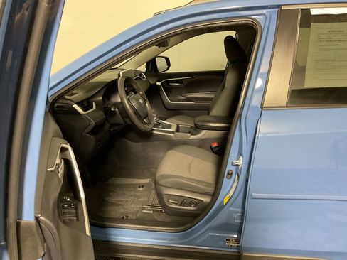 Used 2023 Toyota RAV4 AWD Hybrid image 21