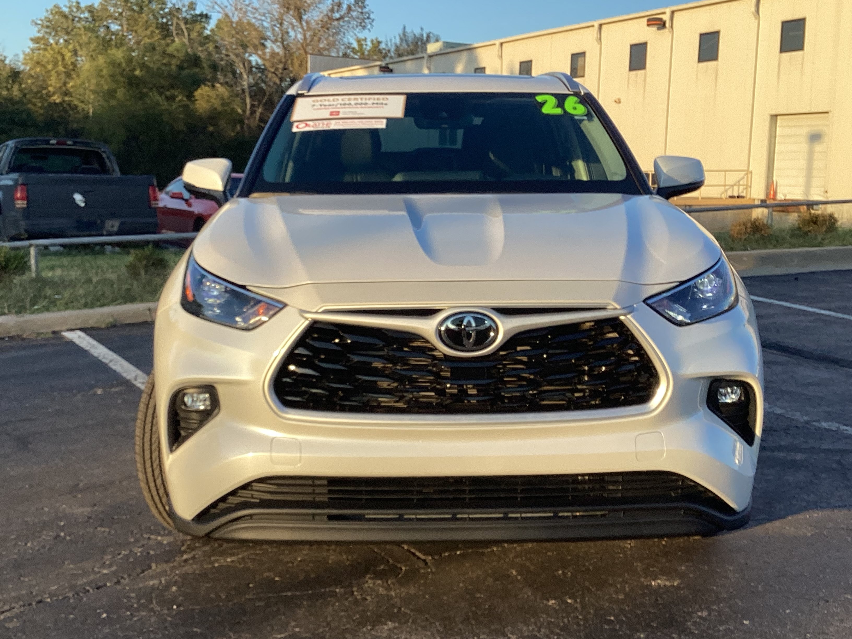 Certified 2026 Toyota Highlander XLE AWD/4WD image 12