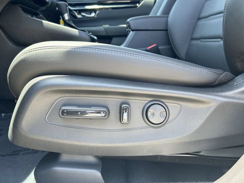 Used 2026 Honda CR-V EX-L image 14