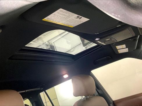 Used 2019 Nissan Armada Platinum w/ Captain's Chairs Package image 23