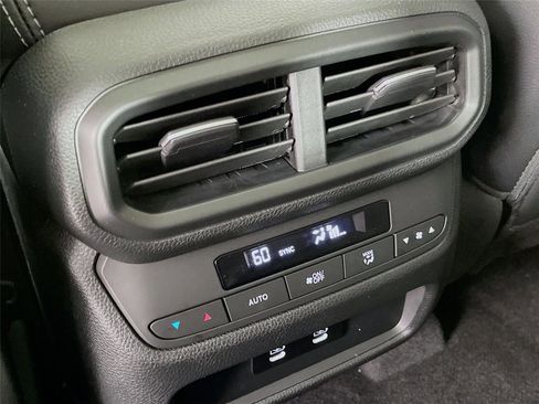 New 2026 Honda Pilot Touring image 18