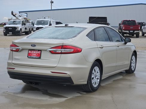 Used 2019 Ford Fusion S FWD image 7