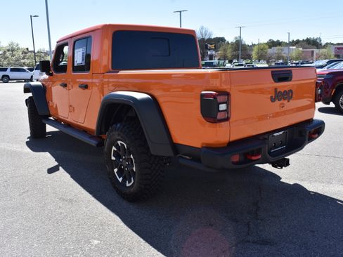 Used 2025 Jeep Gladiator Rubicon w/ Technology Group image 7