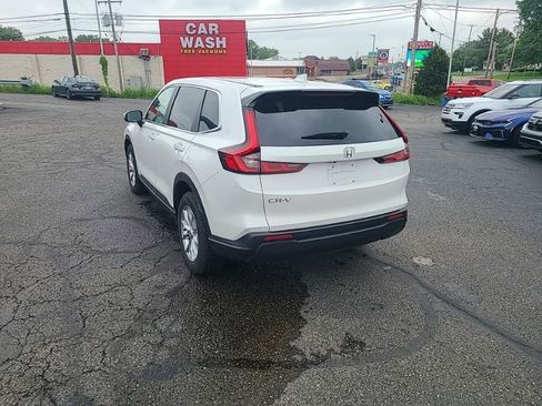 Used 2023 Honda CR-V EX image 4
