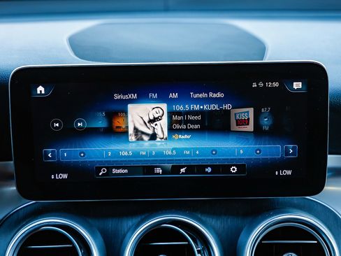 Certified 2022 Mercedes-Benz GLC 300 GLC 300 image 12