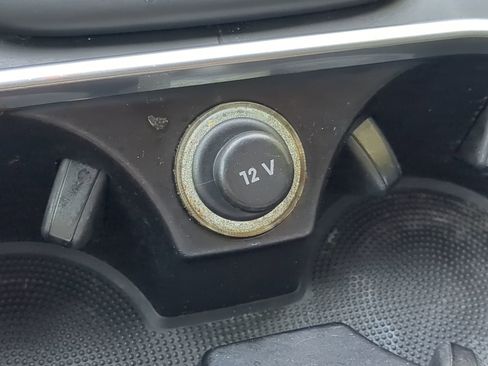 Used 2016 Porsche Cayenne image 54