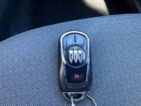 Used 2025 Buick Encore GX Preferred FWD image 21