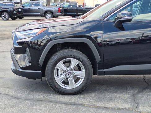 Used 2025 Toyota RAV4 XLE image 22