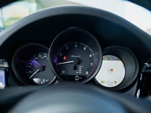 New 2026 Porsche Macan Turbo image 19