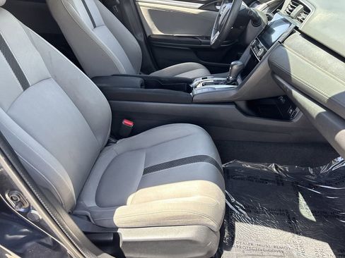 Used 2018 Honda Civic EX image 9