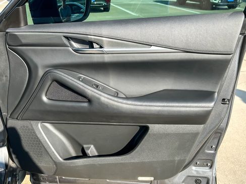 Certified 2024 INFINITI QX60 Luxe image 16