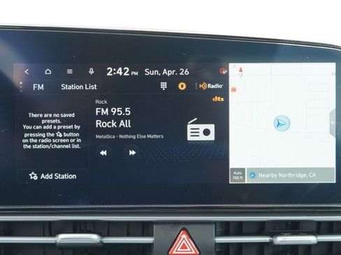 Used 2024 Hyundai Elantra SEL FWD image 19
