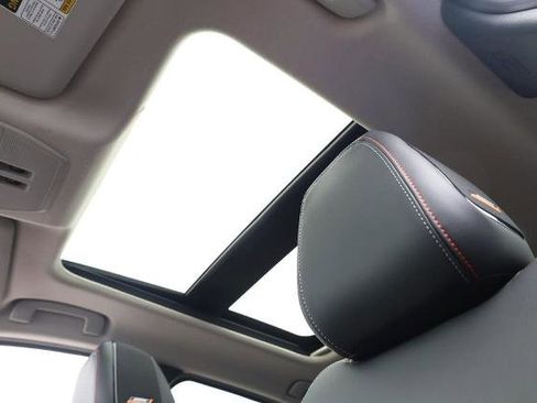 New 2026 Nissan Kicks SR FWD image 9