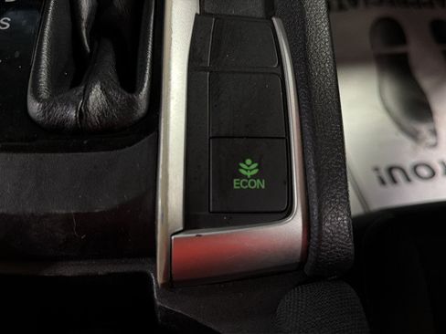 Used 2020 Honda Civic LX image 38