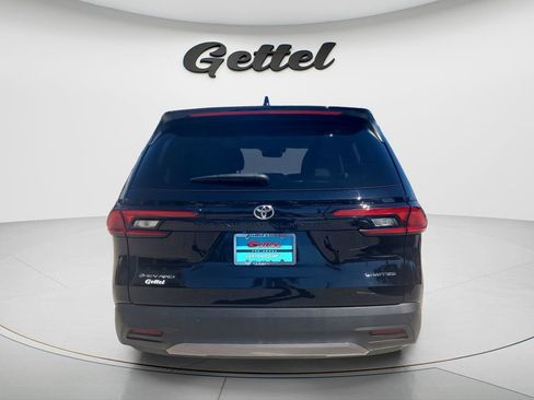 Used 2025 Toyota Grand Highlander AWD Hybrid image 6