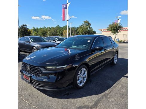 New 2025 Honda Accord LX image 3