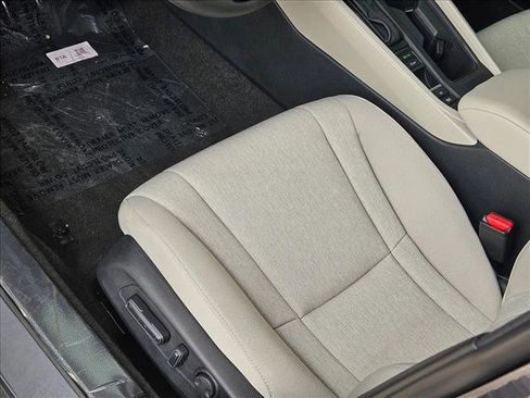 New 2025 Honda Accord SE image 4